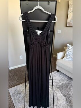 Max Studio Black Maxi Dress with Circular Waist Accent